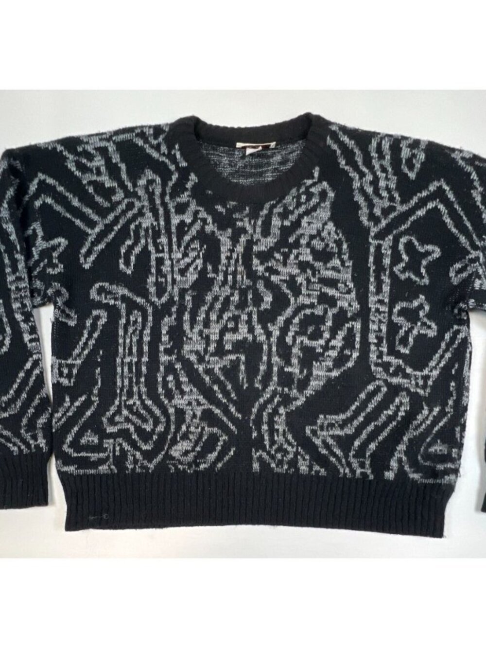 Vintage Beaucoup Men 2XL Black Grey Abstract Geometric Knit Crewneck Sweater